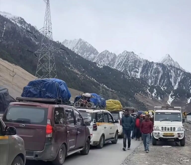 ZojiLa reopens for traffic after 5 days of closure ZojiLa reopens for traffic after 5 days of closure