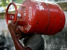 LPG subsidy: Aadhaar biometric authentication mandatory for subsidised refills from Oct 1
